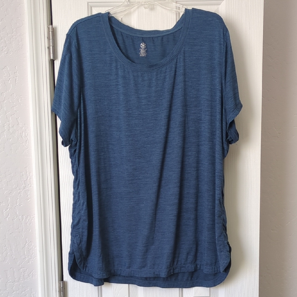 EUC GAIAM Blue Dolman Sleeve Oversized T-Shirt